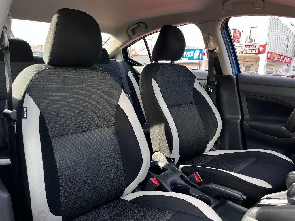 2021 Nissan Versa SV photo 29