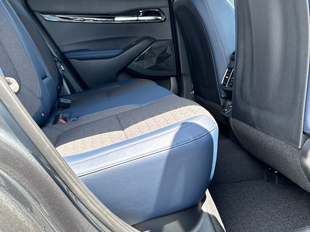 2025 Kia Seltos S photo 12