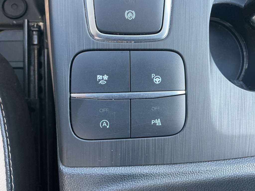 2021 Ford Escape Titanium photo 10