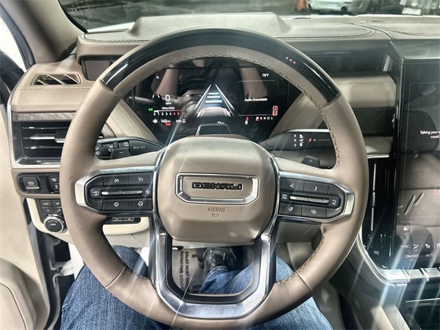 2025 Gmc Yukon XL Denali photo 10