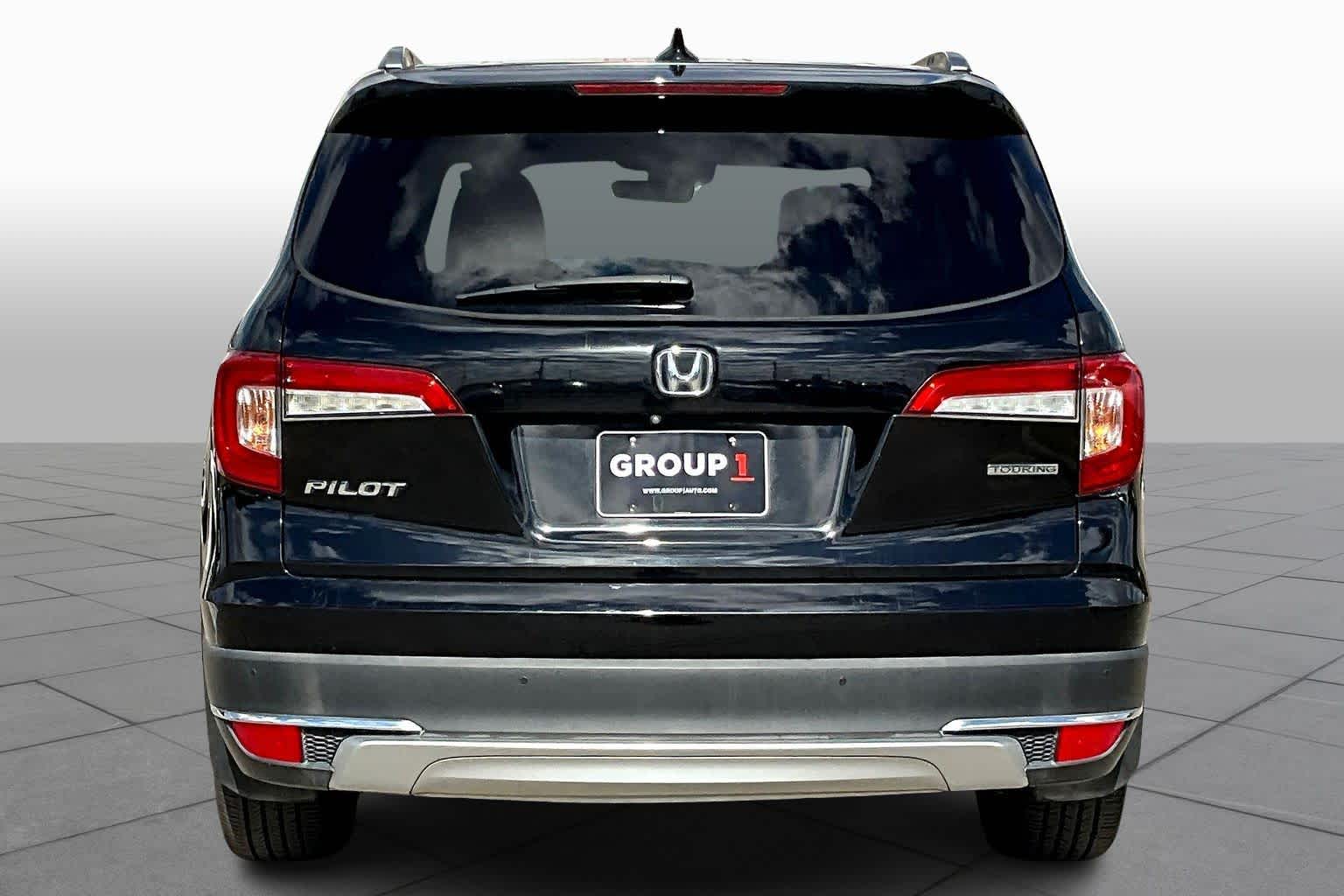 2020 Honda Pilot Touring photo 4