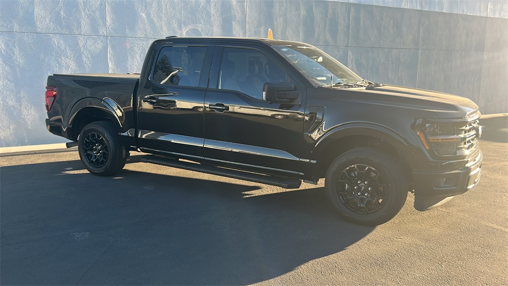2024 Ford F-150 XLT photo 3