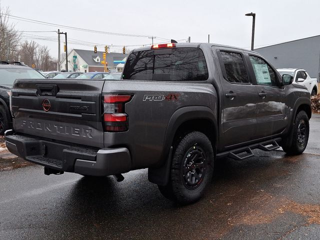 2025 Nissan Frontier PRO-4X photo 3