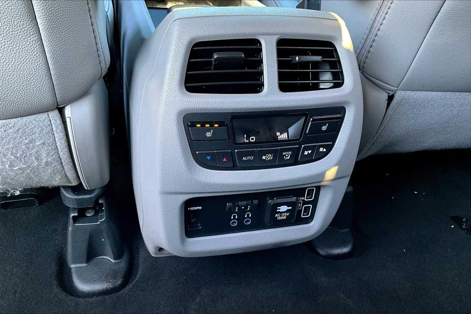 2022 Honda Pilot Elite photo 29