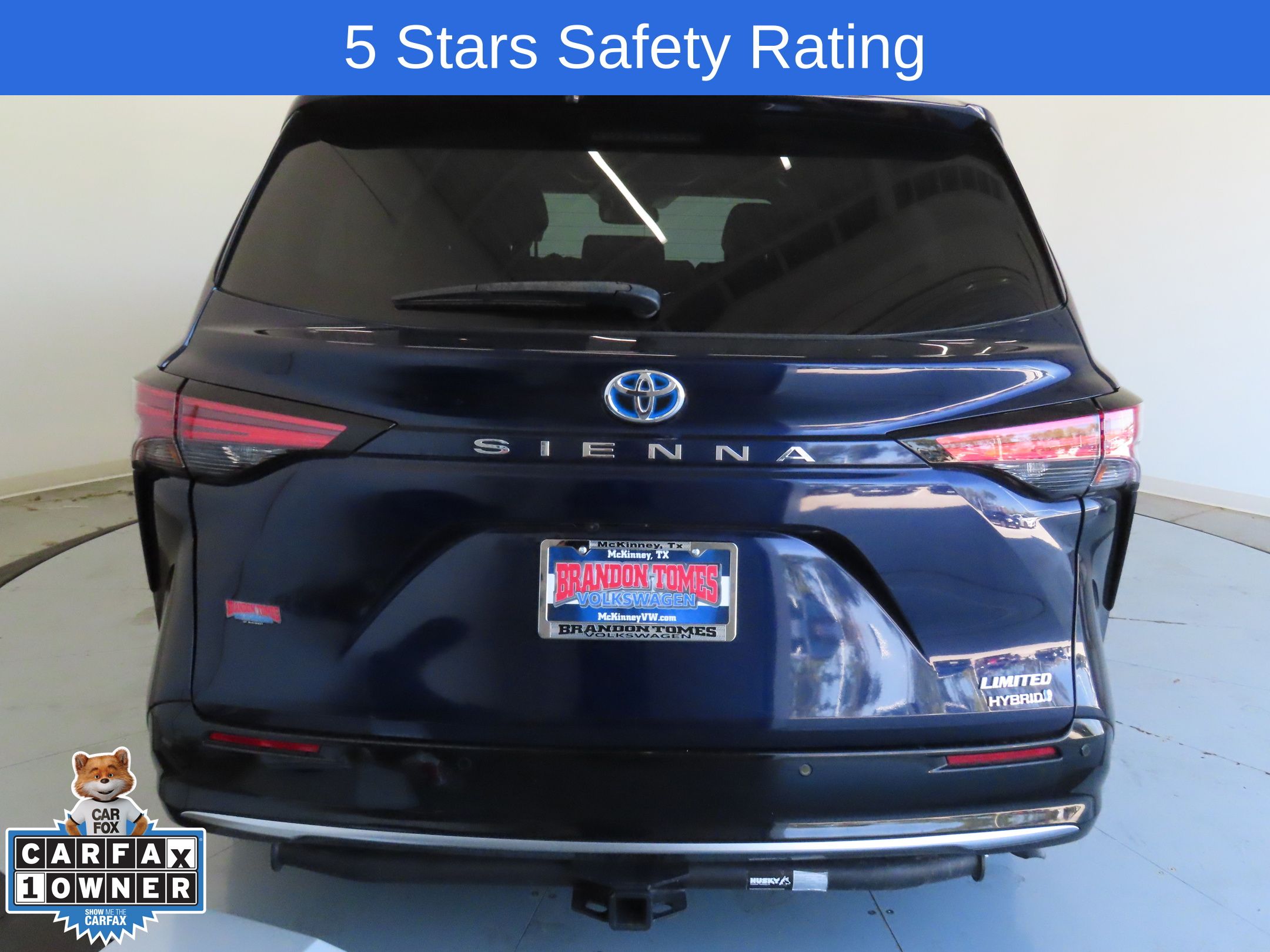 2023 Toyota Sienna Limited photo 4