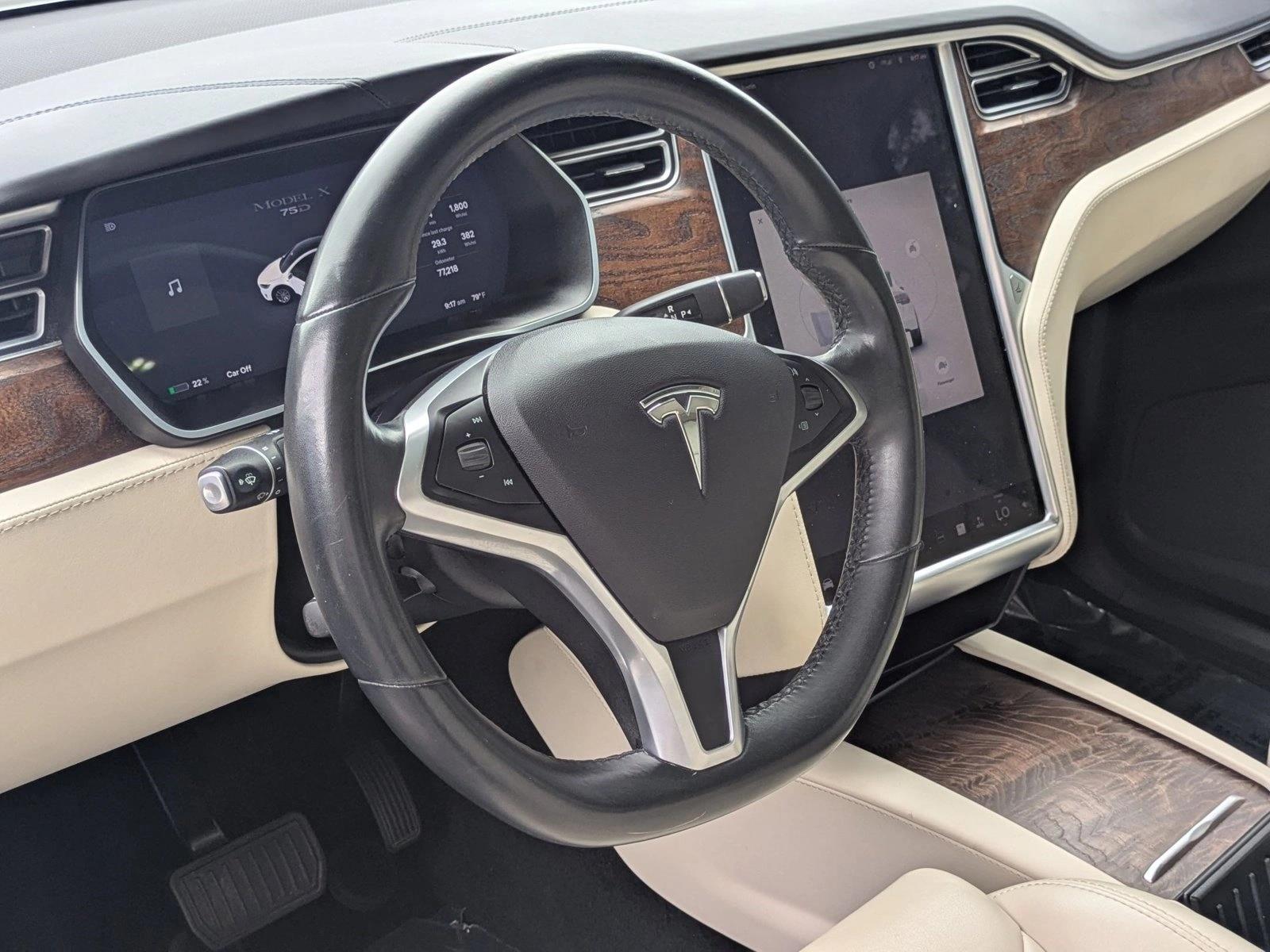 2018 Tesla Model X 75D photo 9