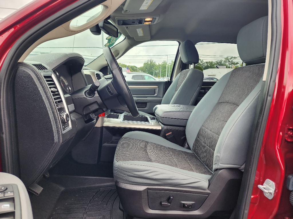 2014 Ram 1500 Big Horn photo 24