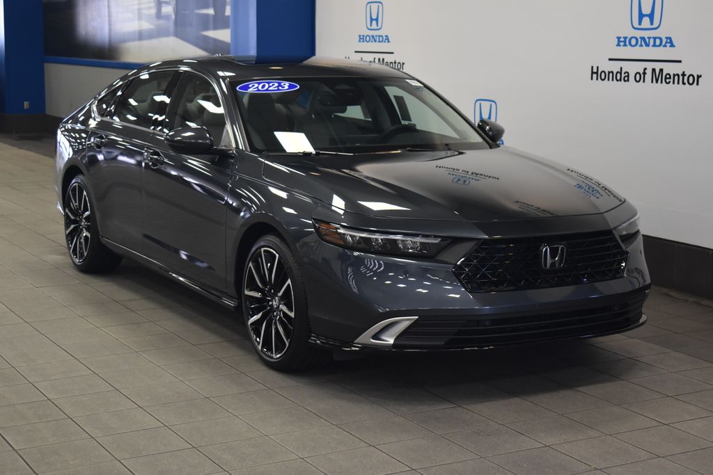 2023 Honda Accord Touring photo 9
