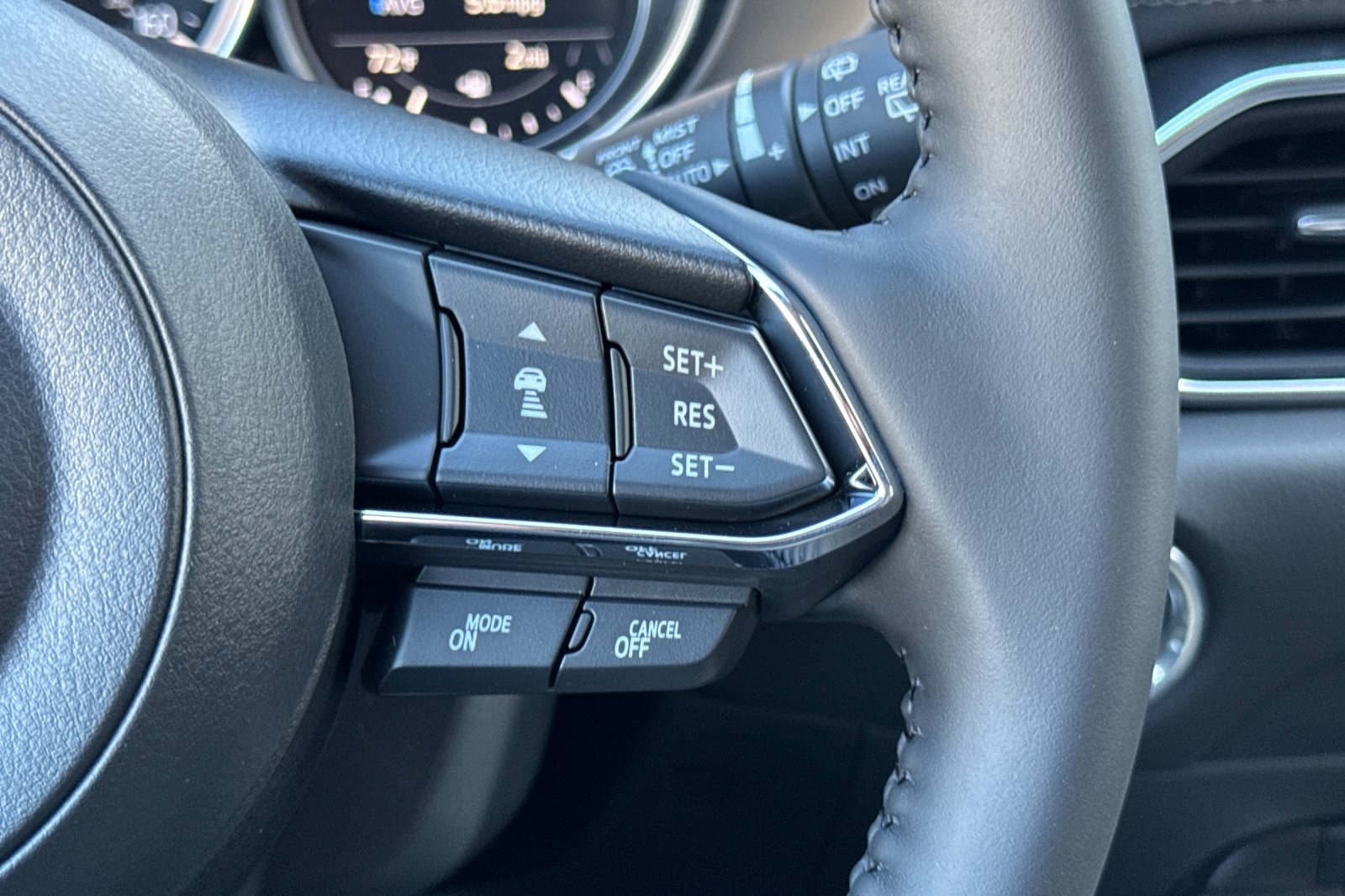 2025 Mazda CX-5 2.5 Select photo 26