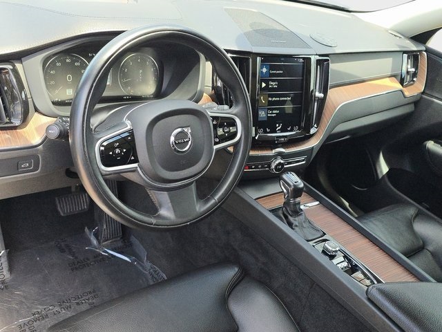 2019 Volvo XC60 T5 Inscription photo 17