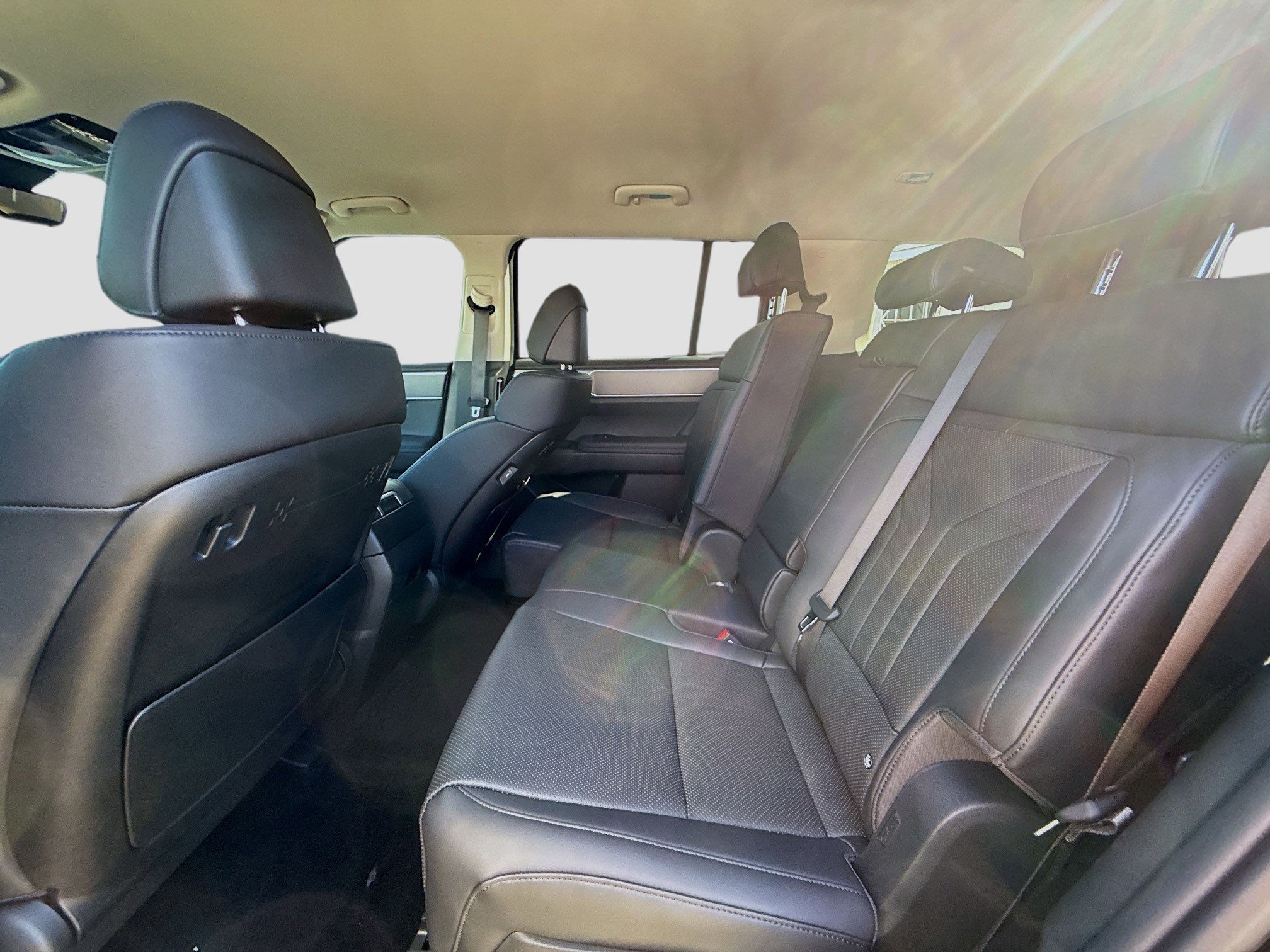 2026 Hyundai Santa Fe SEL photo 4