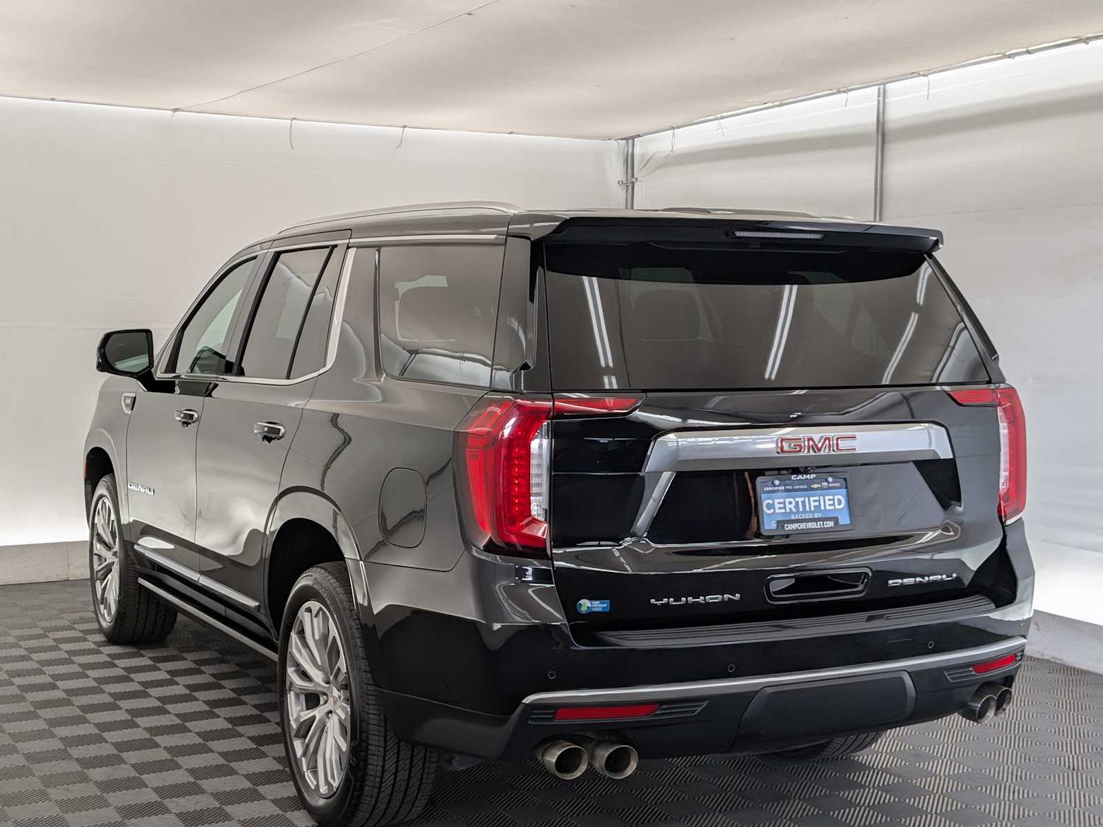 2022 Gmc Yukon Denali photo 2