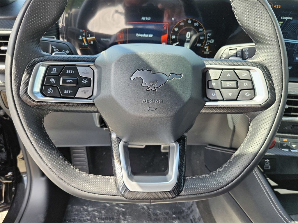 2025 Ford Mustang GT Premium Convertible photo 14