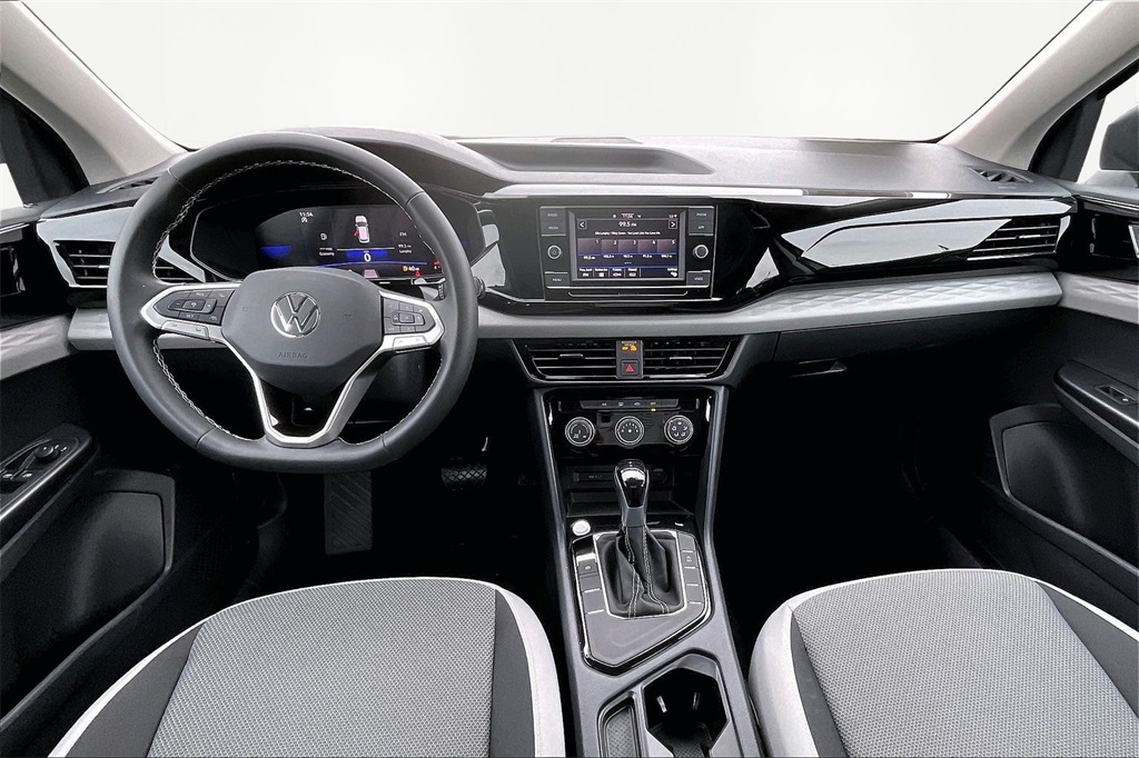 2024 Volkswagen Taos S photo 4