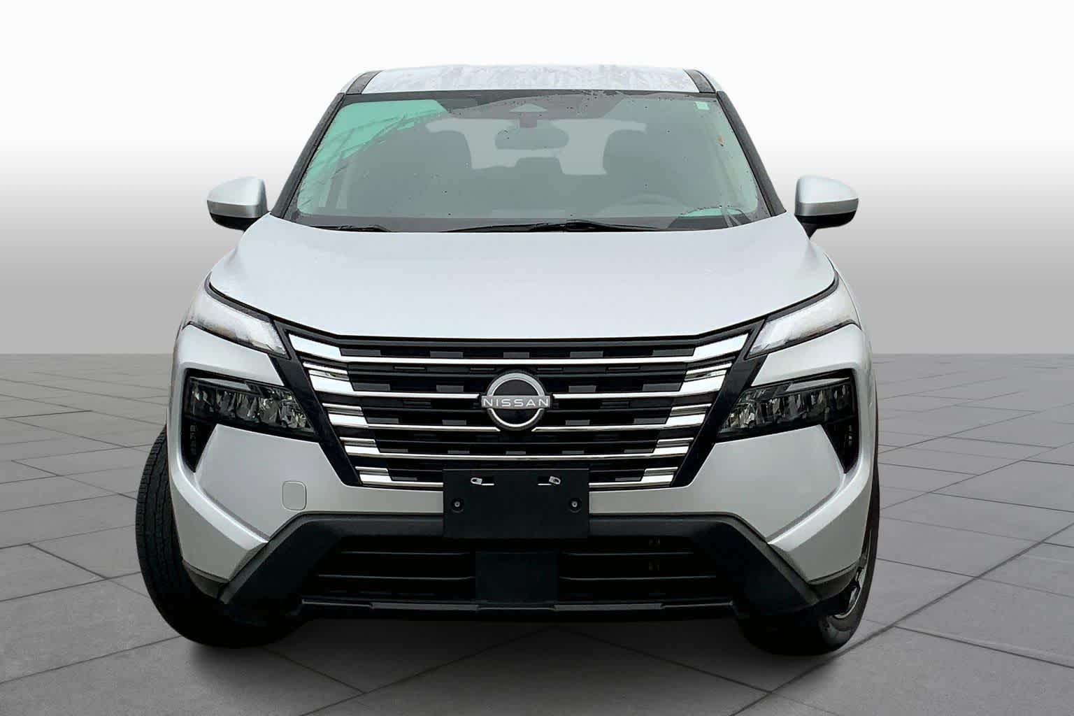 2024 Nissan Rogue SV photo 3