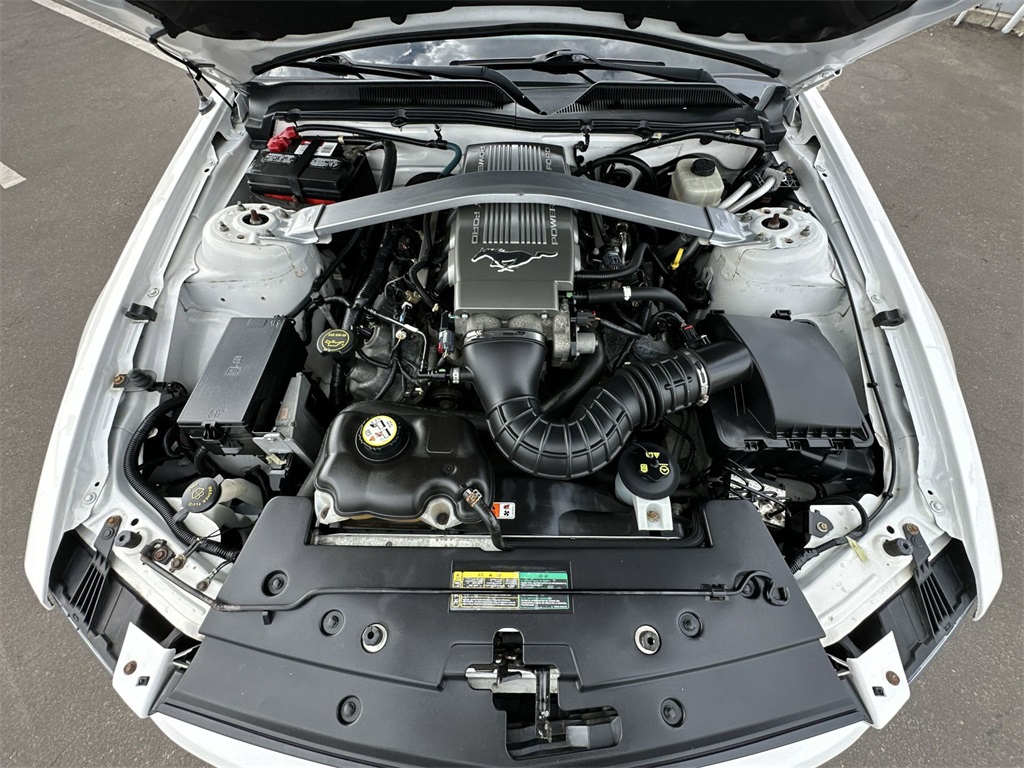 2008 Ford Mustang GT Premium photo 35
