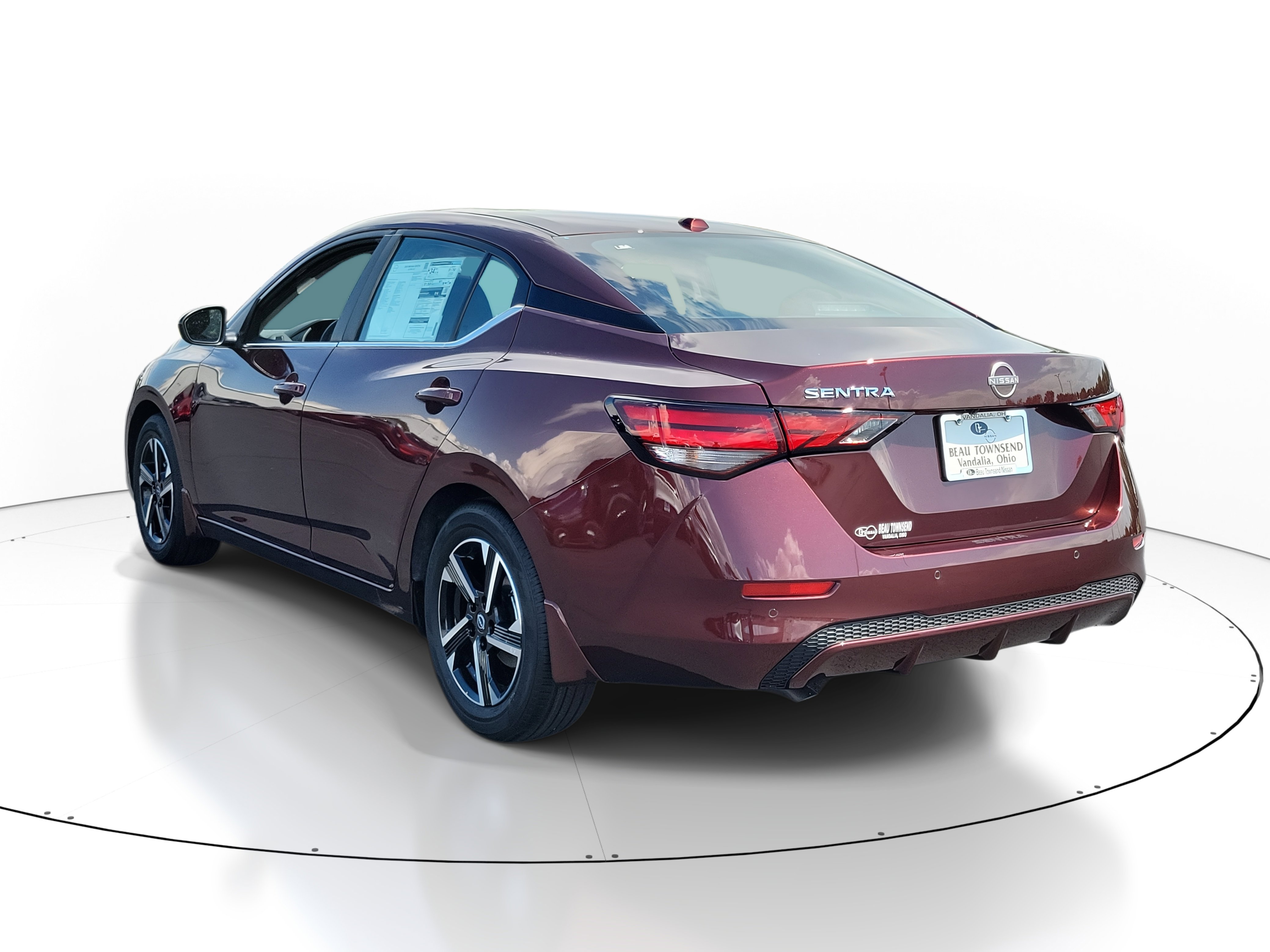 2025 Nissan Sentra SV photo 3