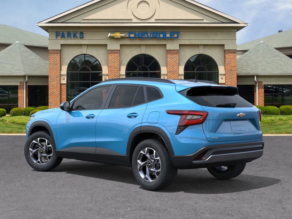 2026 Chevrolet Trax LT photo 2