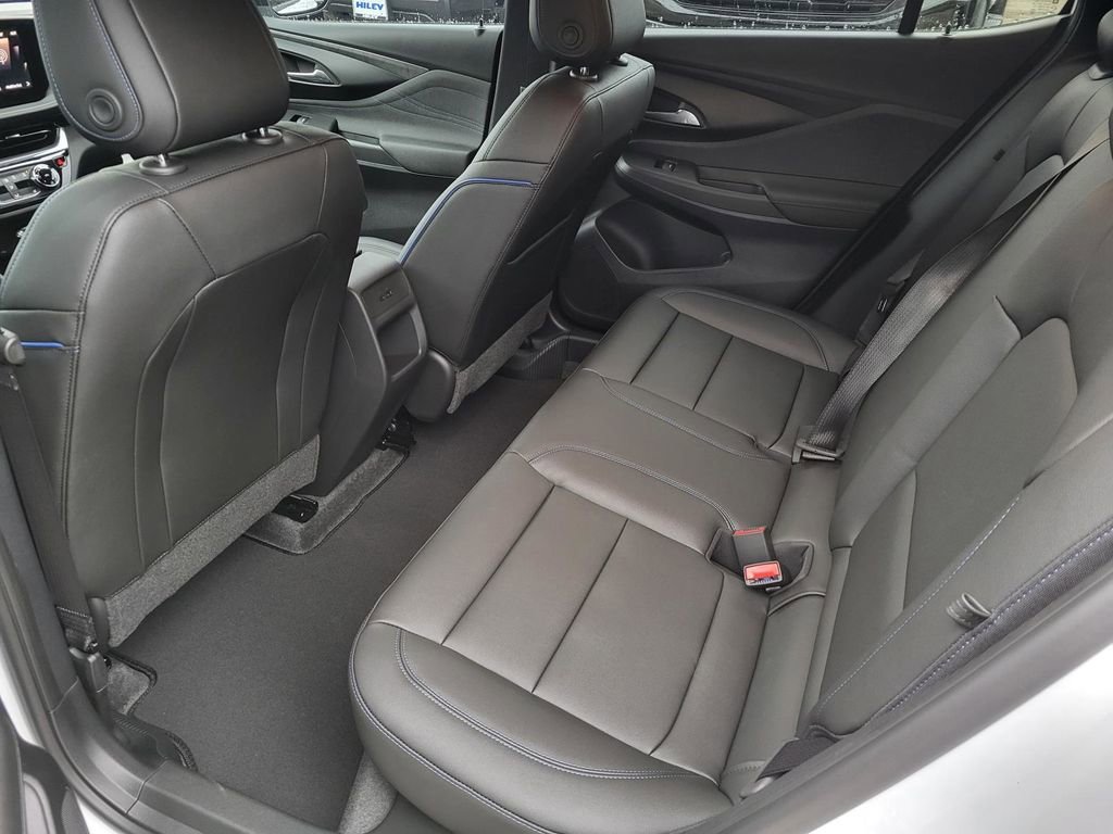 2026 Buick Envista ST photo 4