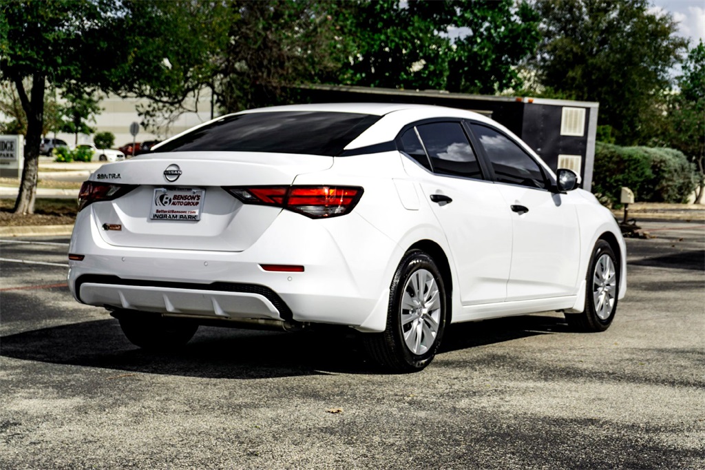 2025 Nissan Sentra S photo 4