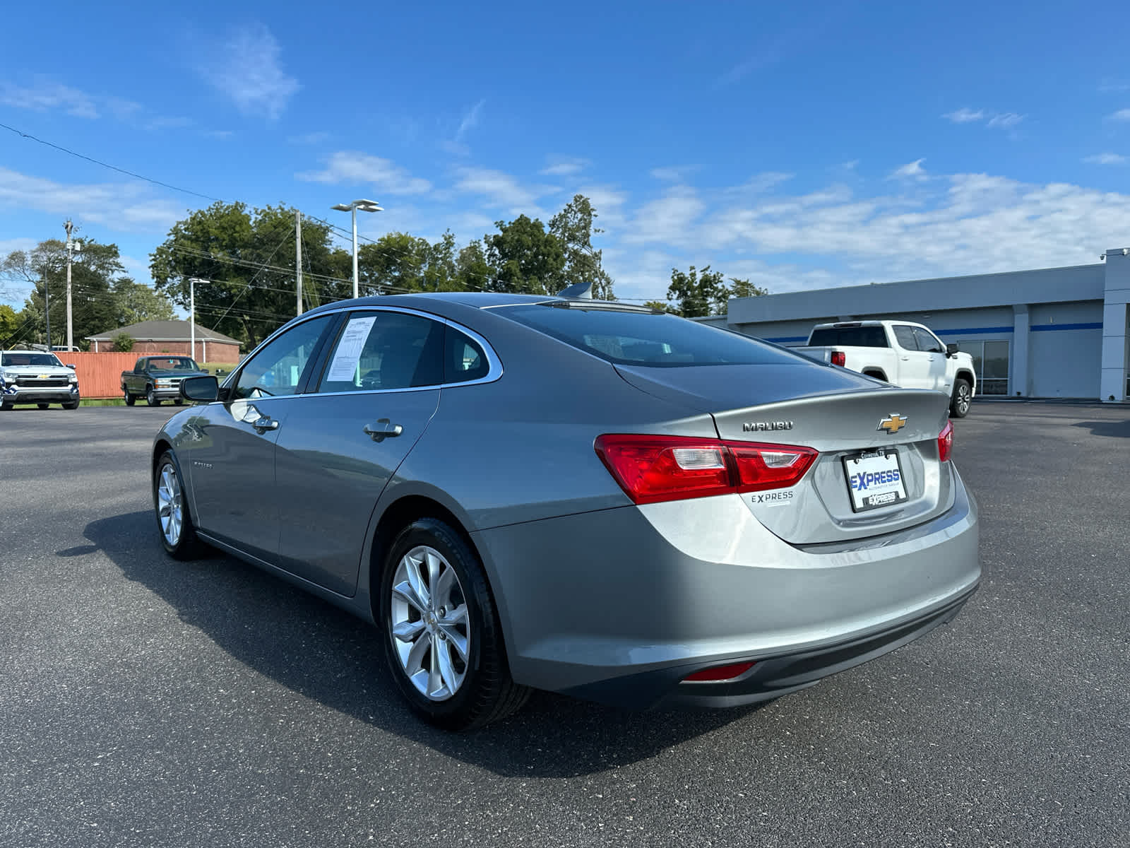 2023 Chevrolet Malibu 1LT photo 4
