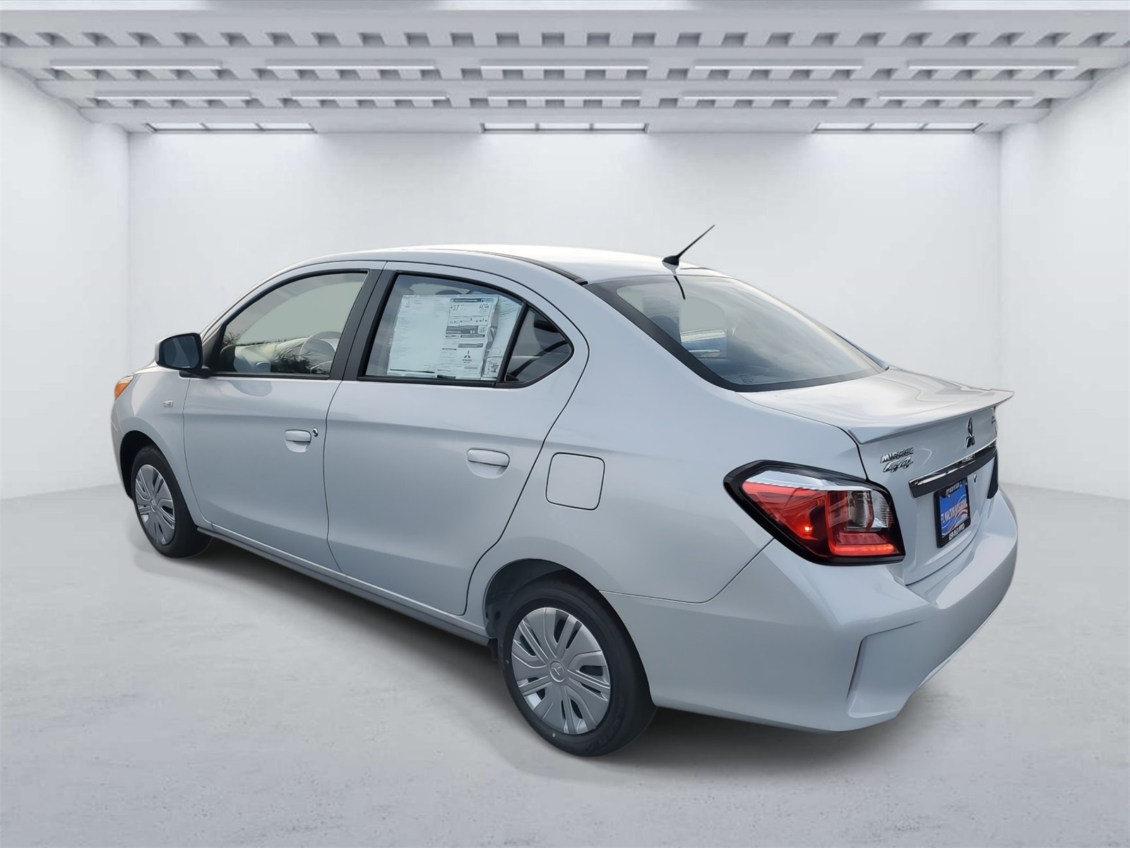 2024 Mitsubishi Mirage G4 ES photo 3