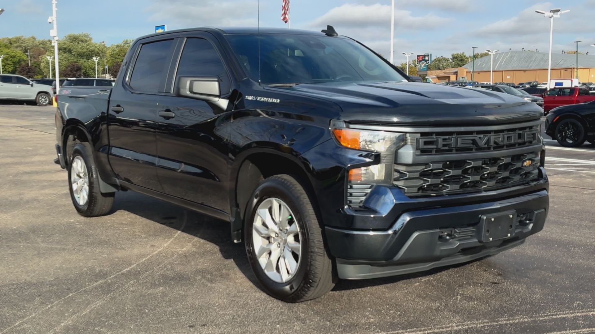 2022 Chevrolet Silverado 1500 Custom photo 8