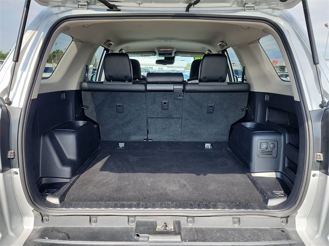 2024 Toyota 4Runner SR5 Premium photo 4