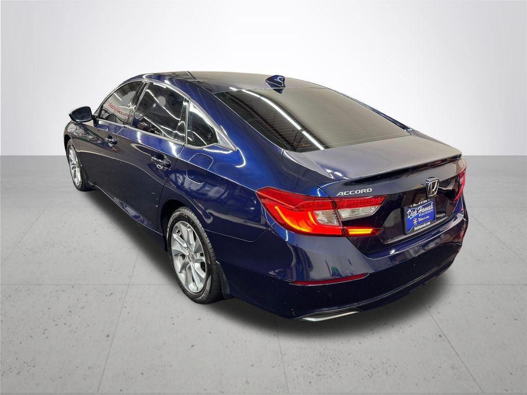 2018 Honda Accord LX 1.5T photo 4