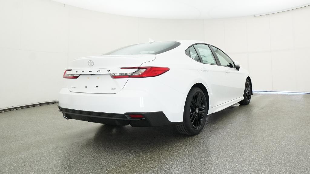 2025 Toyota Camry SE photo 18