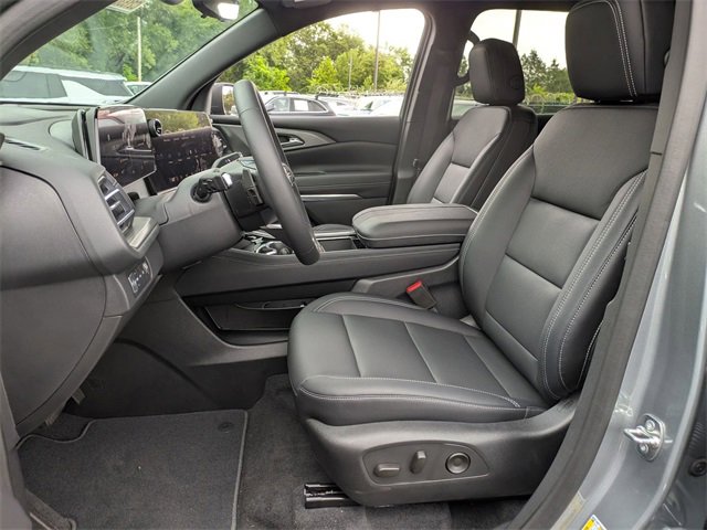 2026 Chevrolet Traverse photo 12