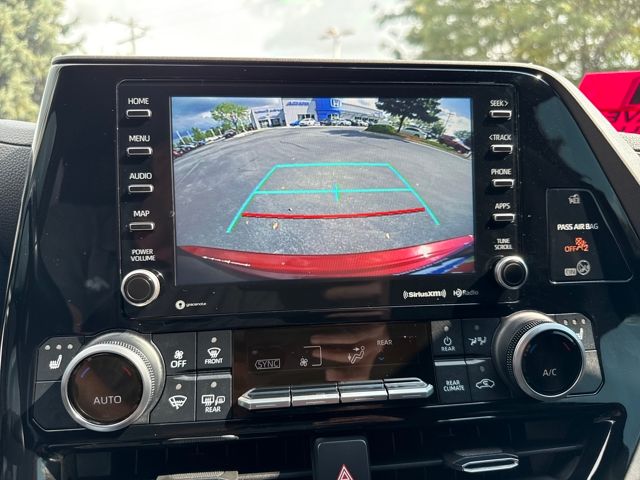 2021 Toyota Highlander XLE photo 33