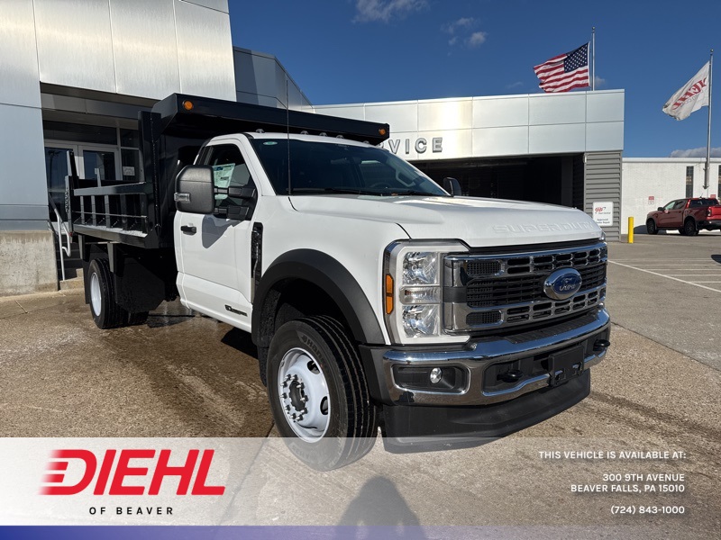 2025 Ford F-600 Super Duty Chassis Cab XL's photo