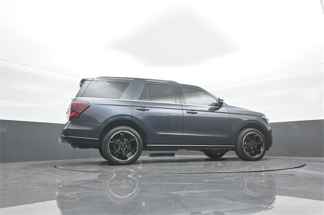 2023 Ford Expedition Limited photo 30