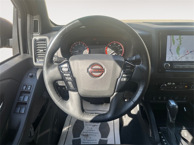 2022 Nissan Frontier PRO-4X photo 9