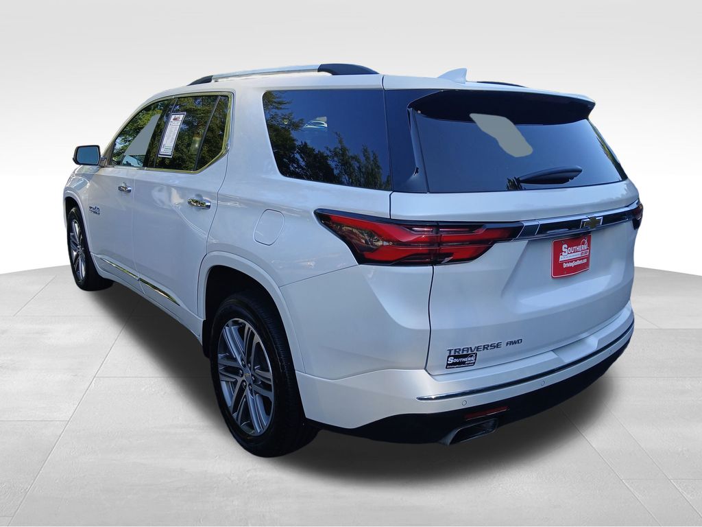 2022 Chevrolet Traverse High Country photo 3