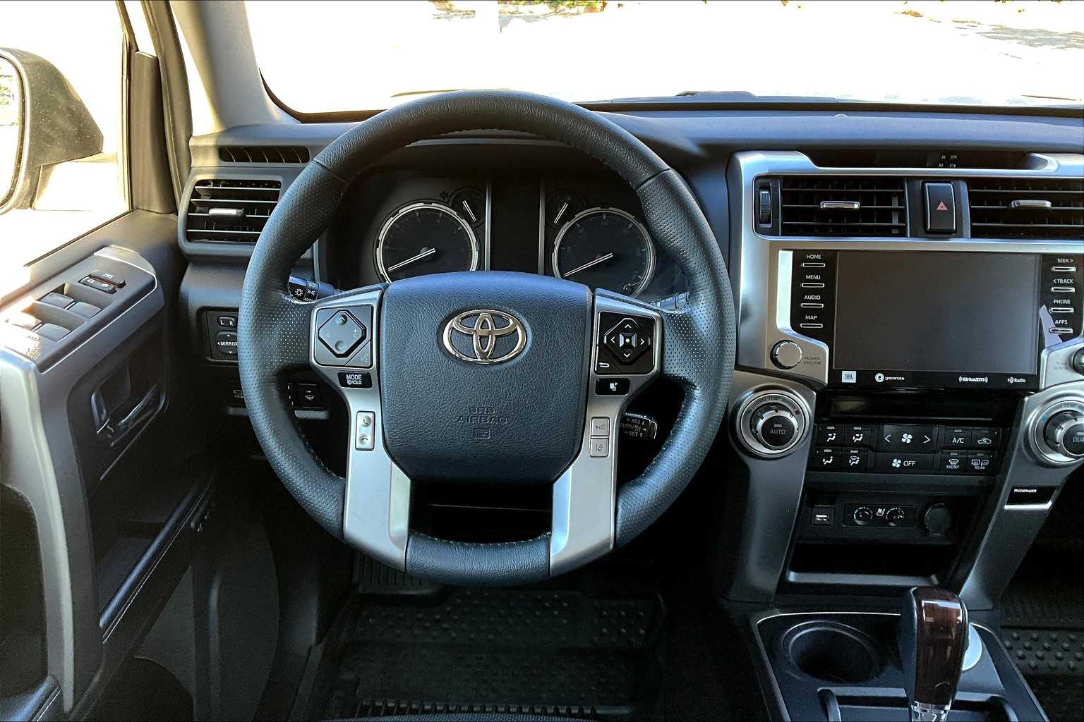 2023 Toyota 4Runner Limited photo 5
