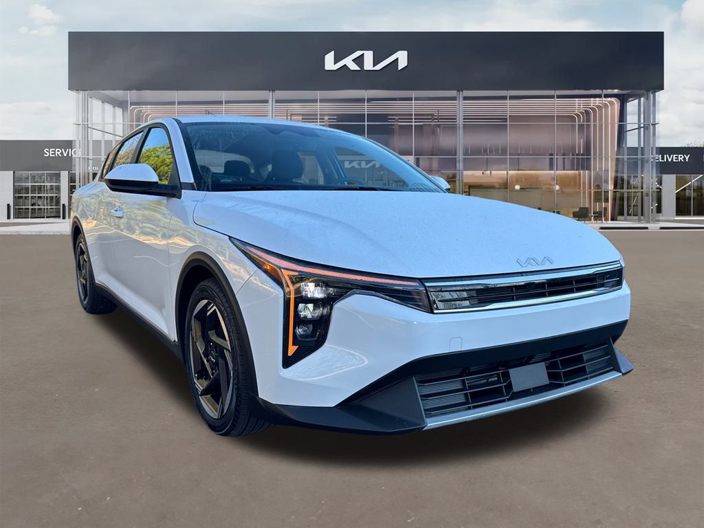 2025 Kia K4 EX's photo