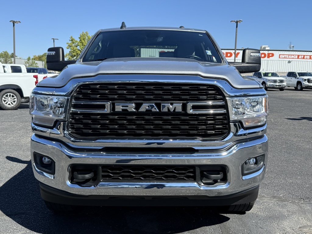 2024 Ram 2500 Big Horn photo 3