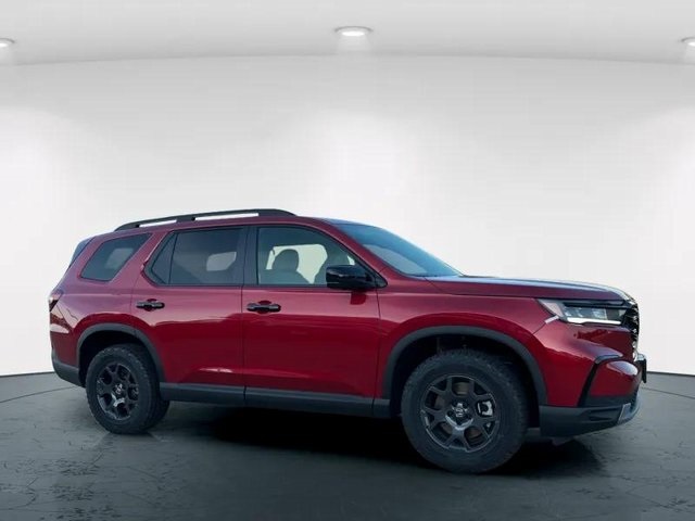 2025 Honda Pilot TrailSport photo 8