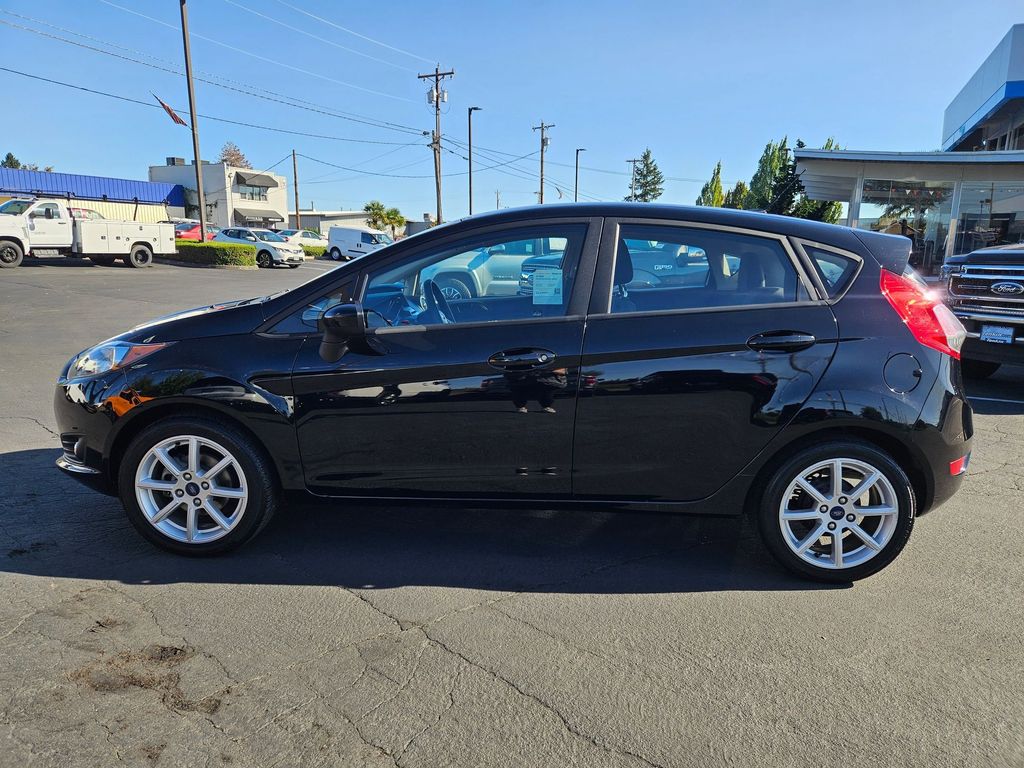 2019 Ford Fiesta SE photo 2