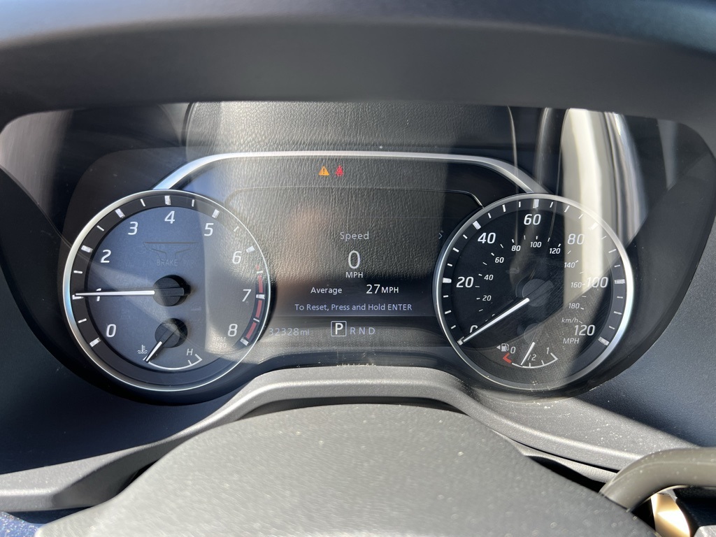 2023 Nissan Titan SV photo 18