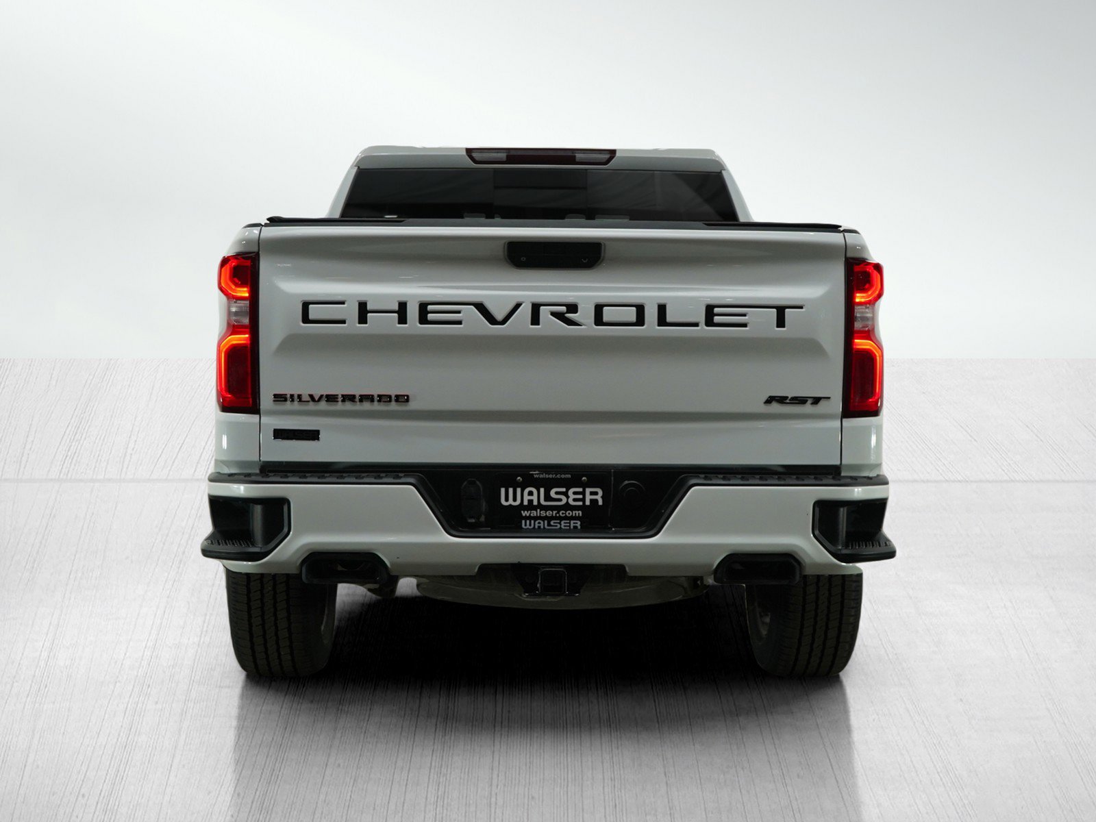 2021 Chevrolet Silverado 1500 RST photo 3
