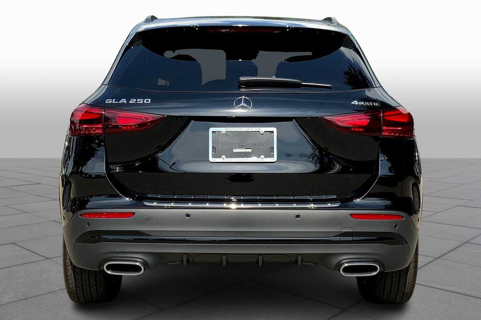 2026 Mercedes Benz GLA 250 4MATIC photo 4