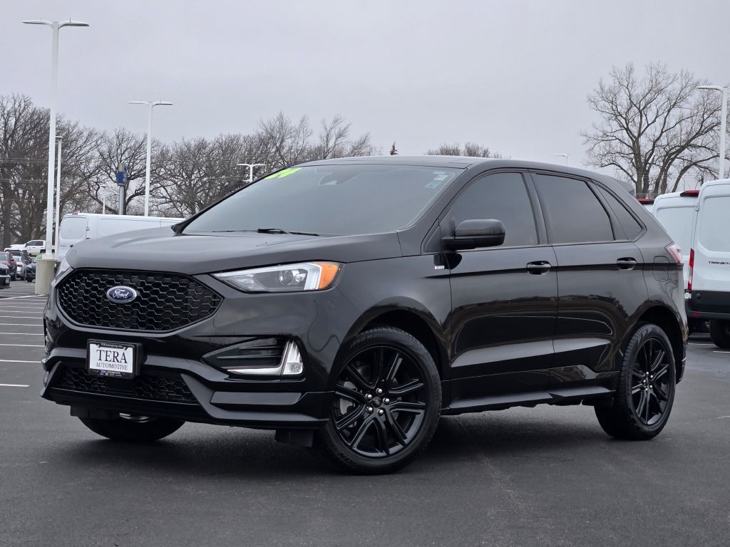 2024 Ford Edge ST-Line's photo