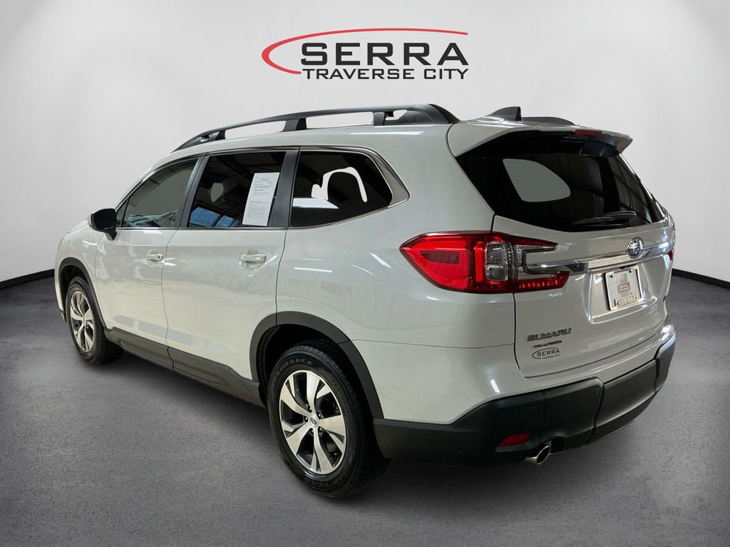 2024 Subaru Ascent Premium photo 7