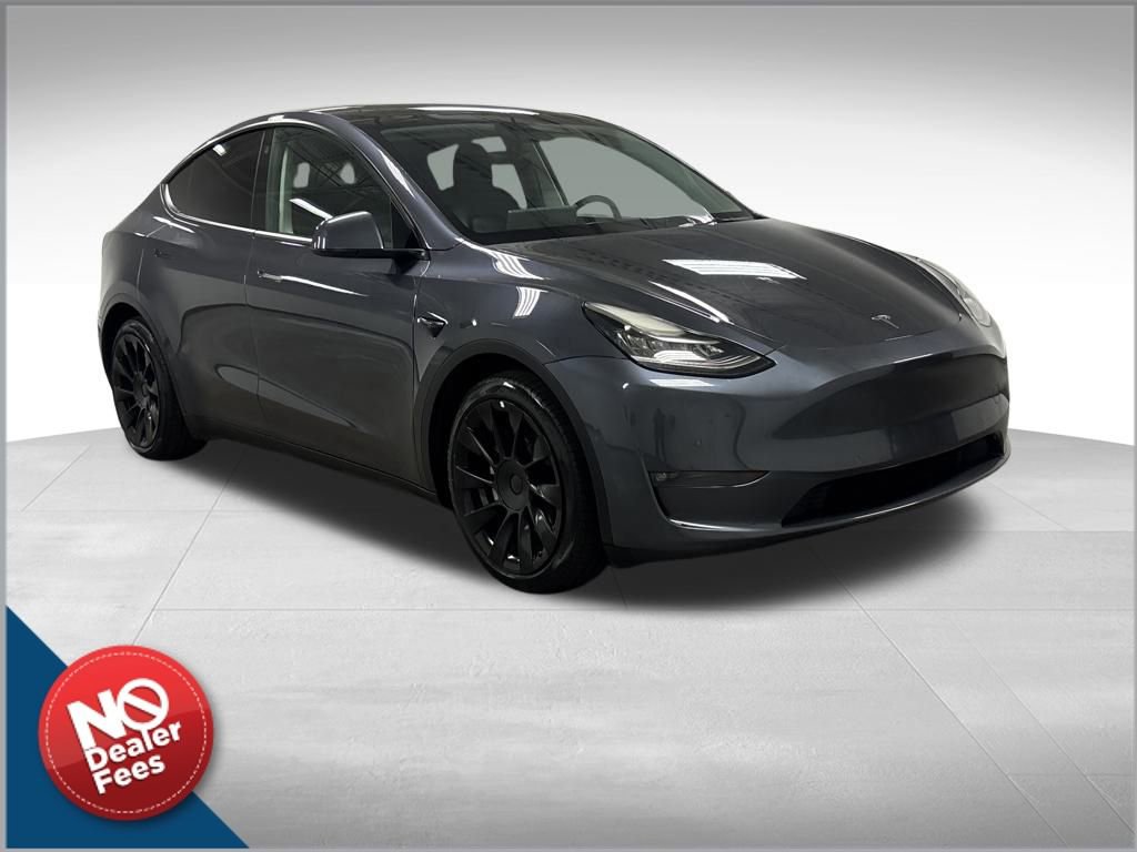 2022 Tesla Model Y Long Range's photo
