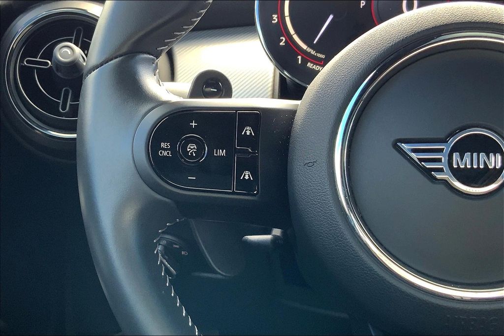 2023 Mini Cooper John Cooper Works Iconic photo 17