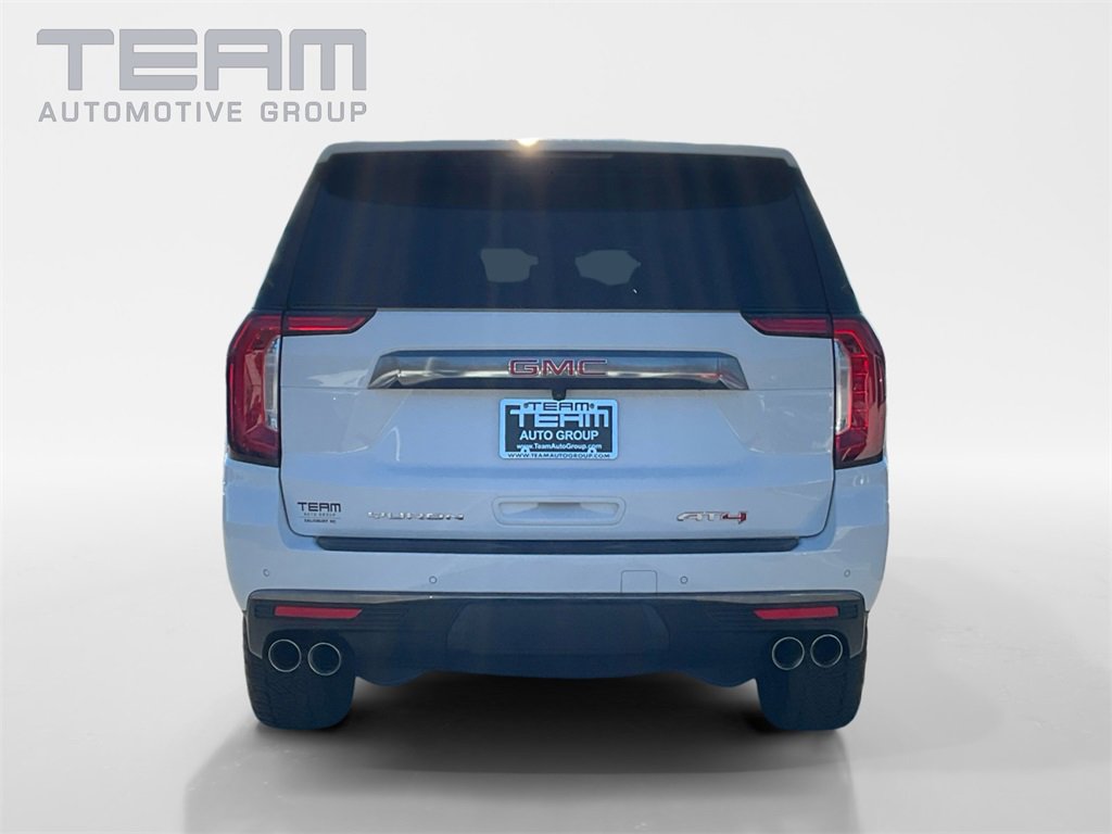 2023 Gmc Yukon XL AT4 photo 3