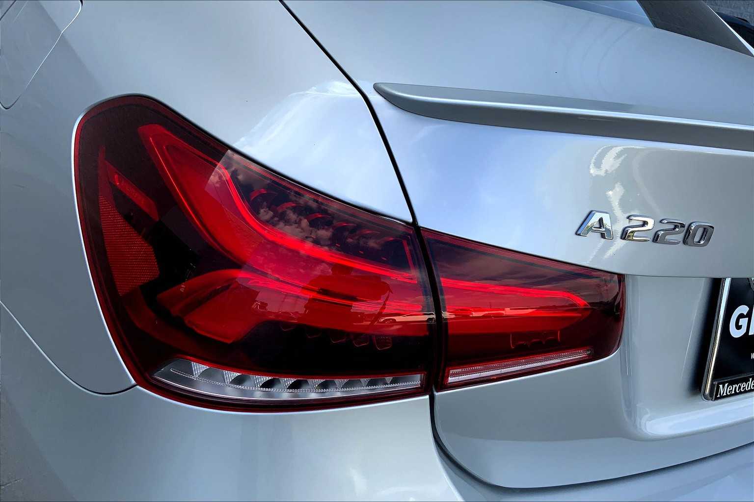 2021 Mercedes Benz A 220 photo 20